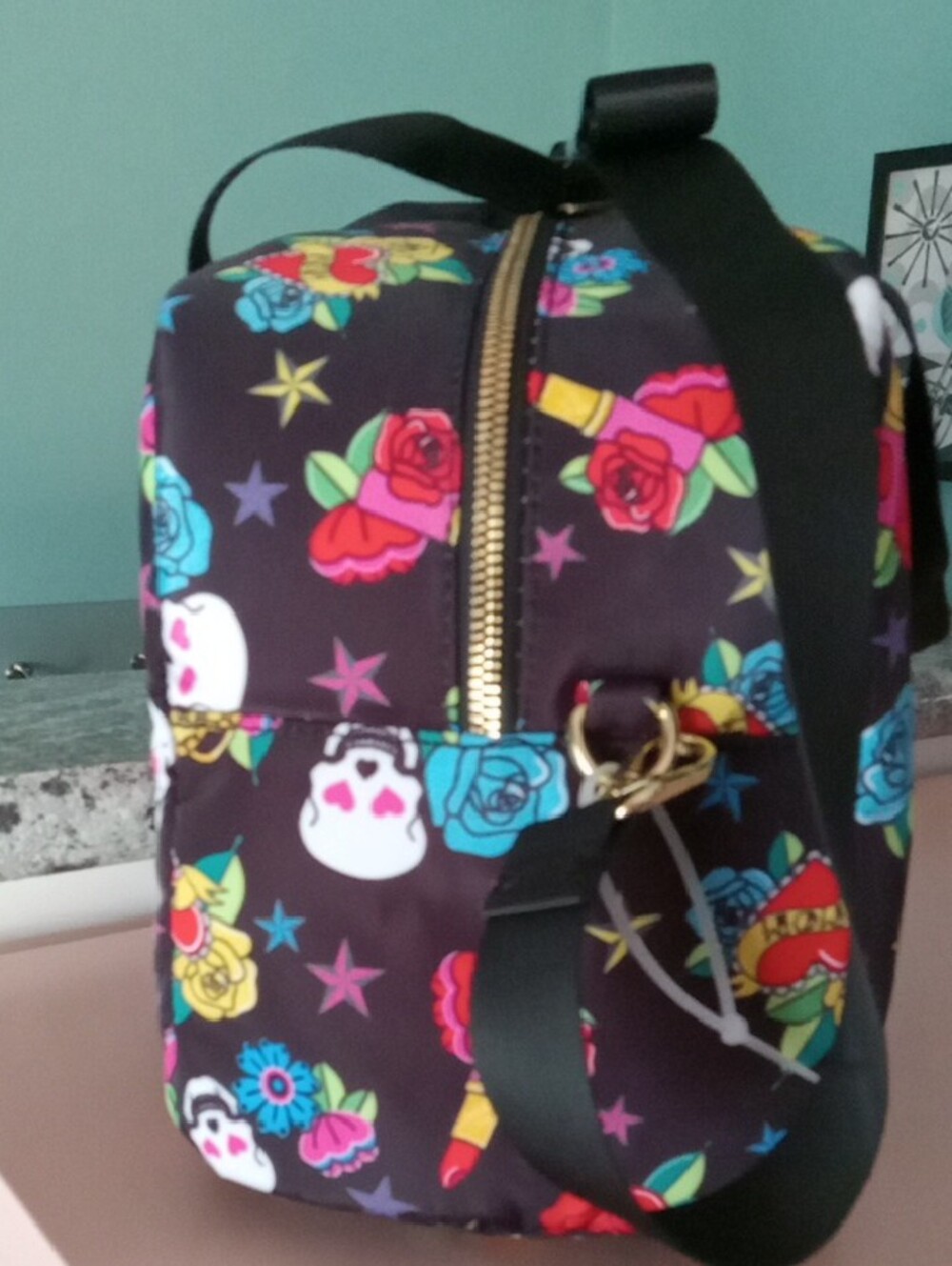 Betsey Johnson Black Skull Lunch Tote XL - Picture 3 of 6